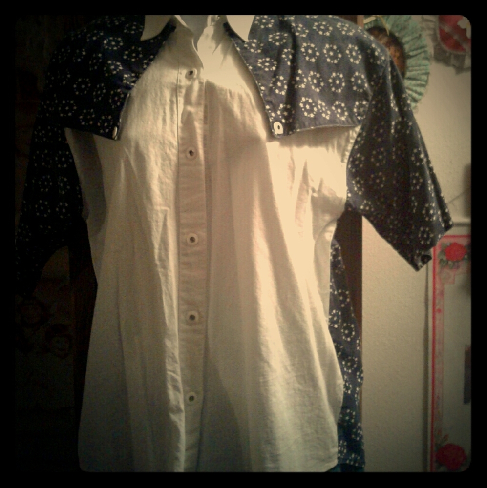 Vintage 90s,Super Cute,Western Style,Cowgirl Shirt 🦋💙🤍💙🦋